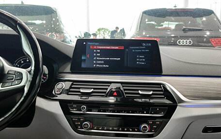 BMW 5 серия, 2018 год, 4 500 000 рублей, 15 фотография