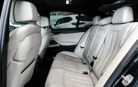 BMW 5 серия, 2018 год, 4 500 000 рублей, 12 фотография