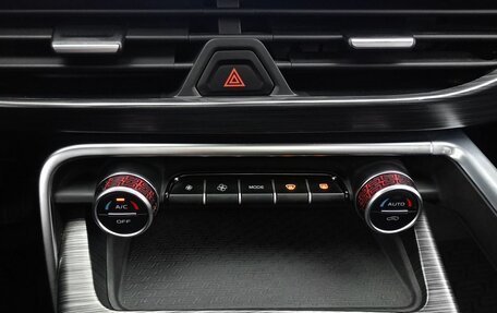 Geely Tugella FY11, 2023 год, 2 430 000 рублей, 19 фотография