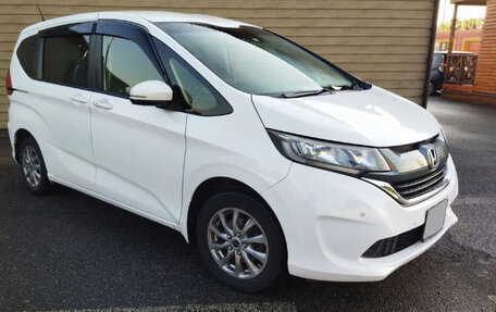 Honda Freed II, 2016 год, 1 350 000 рублей, 3 фотография