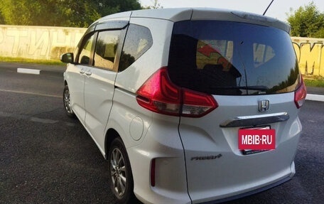 Honda Freed II, 2016 год, 1 350 000 рублей, 7 фотография