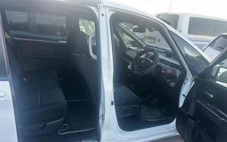 Honda Freed II, 2016 год, 1 350 000 рублей, 10 фотография