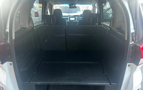 Honda Freed II, 2016 год, 1 350 000 рублей, 19 фотография