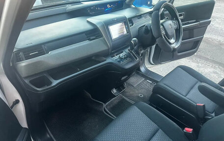 Honda Freed II, 2016 год, 1 350 000 рублей, 21 фотография