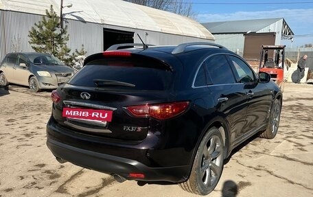 Infiniti FX II, 2012 год, 2 700 000 рублей, 3 фотография