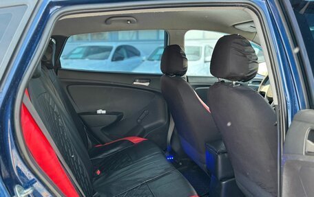 Hyundai Solaris II рестайлинг, 2015 год, 725 000 рублей, 23 фотография