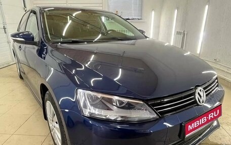 Volkswagen Jetta VI, 2013 год, 1 130 000 рублей, 1 фотография