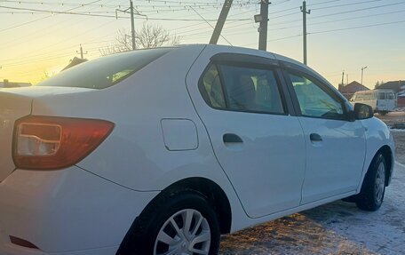 Renault Logan II, 2018 год, 570 000 рублей, 6 фотография