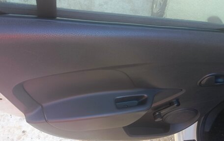 Renault Logan II, 2018 год, 570 000 рублей, 10 фотография