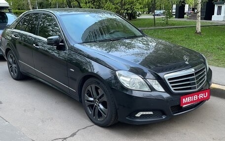 Mercedes-Benz E-Класс, 2009 год, 1 800 000 рублей, 3 фотография