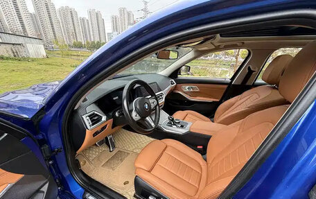 BMW 3 серия, 2021 год, 2 589 000 рублей, 10 фотография