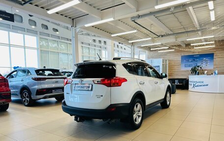 Toyota RAV4, 2014 год, 2 349 000 рублей, 6 фотография