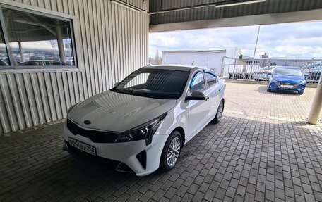 KIA Rio IV, 2021 год, 1 830 000 рублей, 3 фотография