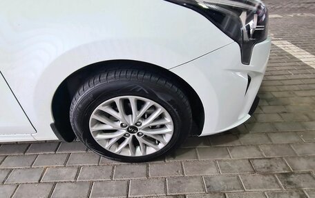 KIA Rio IV, 2021 год, 1 830 000 рублей, 15 фотография