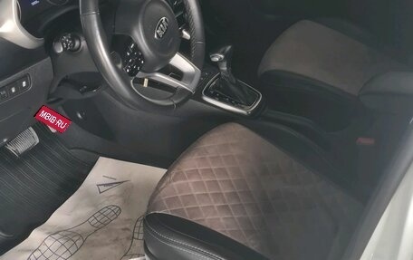 KIA Rio IV, 2021 год, 1 830 000 рублей, 9 фотография