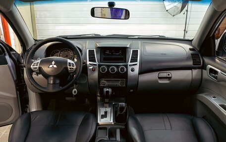 Mitsubishi Pajero Sport II рестайлинг, 2012 год, 1 495 000 рублей, 16 фотография