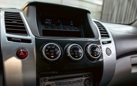 Mitsubishi Pajero Sport II рестайлинг, 2012 год, 1 495 000 рублей, 15 фотография