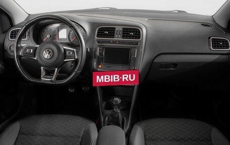 Volkswagen Polo VI (EU Market), 2018 год, 835 000 рублей, 11 фотография