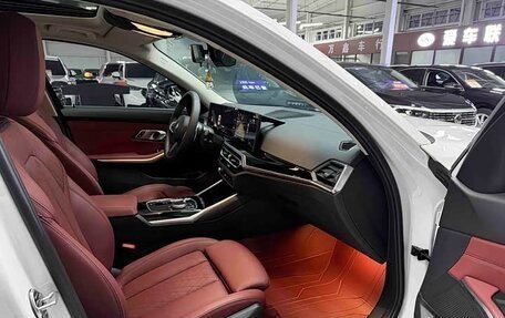 BMW 3 серия, 2022 год, 3 400 000 рублей, 15 фотография