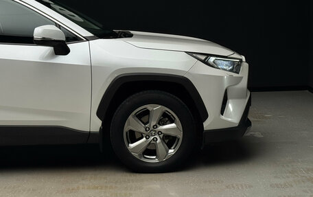 Toyota RAV4, 2020 год, 3 000 000 рублей, 7 фотография