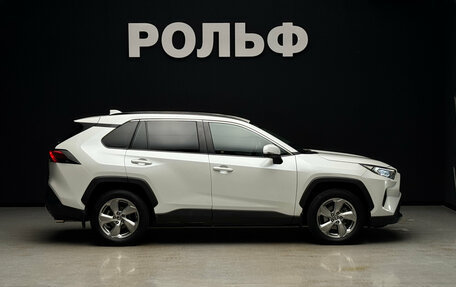 Toyota RAV4, 2020 год, 3 000 000 рублей, 5 фотография