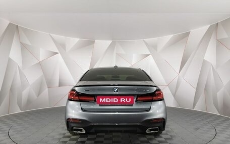 BMW 5 серия, 2018 год, 4 550 000 рублей, 4 фотография