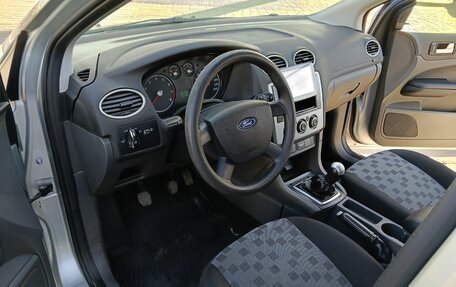 Ford Focus II рестайлинг, 2005 год, 440 000 рублей, 4 фотография