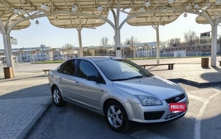 Ford Focus II рестайлинг, 2005 год, 440 000 рублей, 2 фотография