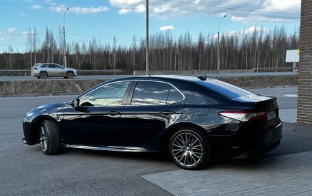 Toyota Camry, 2019 год, 2 500 000 рублей, 4 фотография