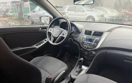 Hyundai Solaris II рестайлинг, 2016 год, 990 000 рублей, 8 фотография