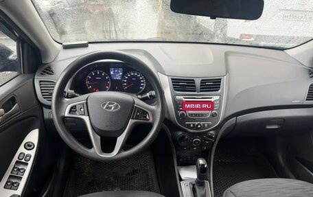 Hyundai Solaris II рестайлинг, 2016 год, 990 000 рублей, 10 фотография