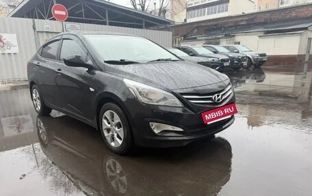 Hyundai Solaris II рестайлинг, 2016 год, 990 000 рублей, 2 фотография