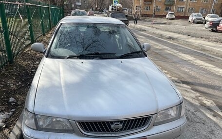 Nissan Sunny N16, 2000 год, 250 000 рублей, 1 фотография