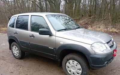 Chevrolet Niva I рестайлинг, 2018 год, 870 000 рублей, 1 фотография