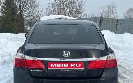 Honda Accord IX рестайлинг, 2013 год, 1 290 000 рублей, 1 фотография