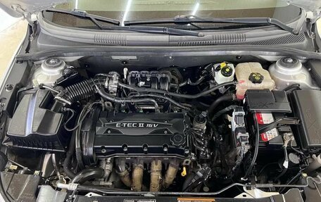 Chevrolet Cruze II, 2011 год, 898 000 рублей, 9 фотография