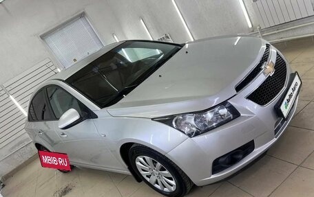 Chevrolet Cruze II, 2011 год, 898 000 рублей, 2 фотография
