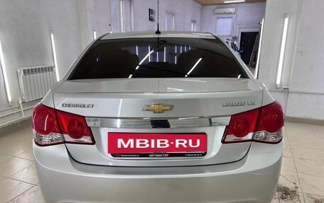 Chevrolet Cruze II, 2011 год, 898 000 рублей, 17 фотография