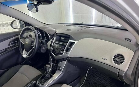 Chevrolet Cruze II, 2011 год, 898 000 рублей, 25 фотография