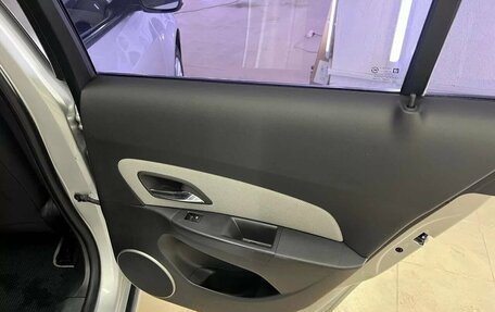 Chevrolet Cruze II, 2011 год, 898 000 рублей, 27 фотография