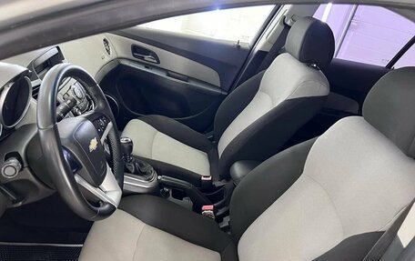 Chevrolet Cruze II, 2011 год, 898 000 рублей, 37 фотография