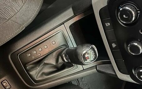 Skoda Yeti I рестайлинг, 2014 год, 1 159 000 рублей, 24 фотография