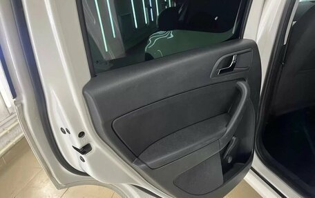 Skoda Yeti I рестайлинг, 2014 год, 1 159 000 рублей, 29 фотография