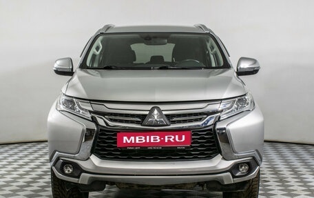Mitsubishi Pajero Sport III рестайлинг, 2017 год, 2 985 000 рублей, 2 фотография