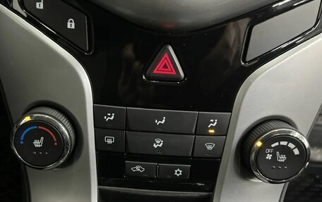 Chevrolet Cruze II, 2010 год, 633 000 рублей, 13 фотография