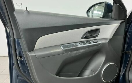 Chevrolet Cruze II, 2010 год, 633 000 рублей, 17 фотография