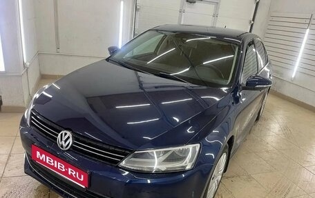 Volkswagen Jetta VI, 2013 год, 1 130 000 рублей, 3 фотография