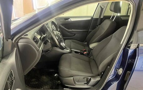 Volkswagen Jetta VI, 2013 год, 1 130 000 рублей, 25 фотография