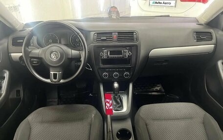 Volkswagen Jetta VI, 2013 год, 1 130 000 рублей, 27 фотография