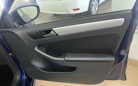 Volkswagen Jetta VI, 2013 год, 1 130 000 рублей, 37 фотография